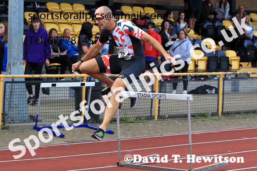 Hurdles, 2023 NEGP 5 Monkton, Wed, July 26th. Photo: David T. Hewitson/Sports for All Pics
